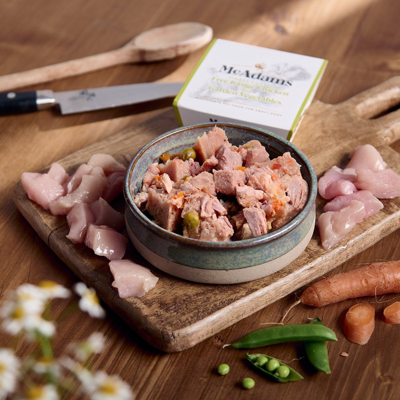 McAdams Masová vanička pro psy - Kuřecí z volného výběhu & Zahradní zelenina 150g