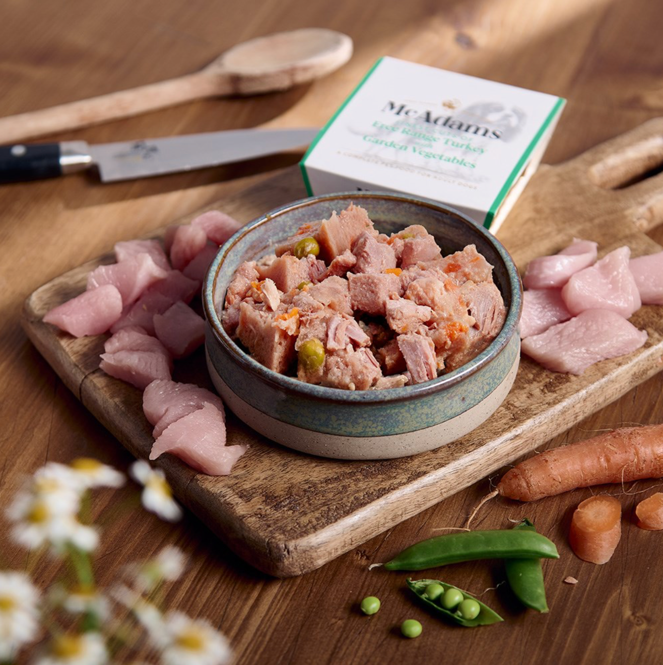 McAdams Masová vanička pro psy  - Krůtí z volného chovu & zahradní zelenina 150g